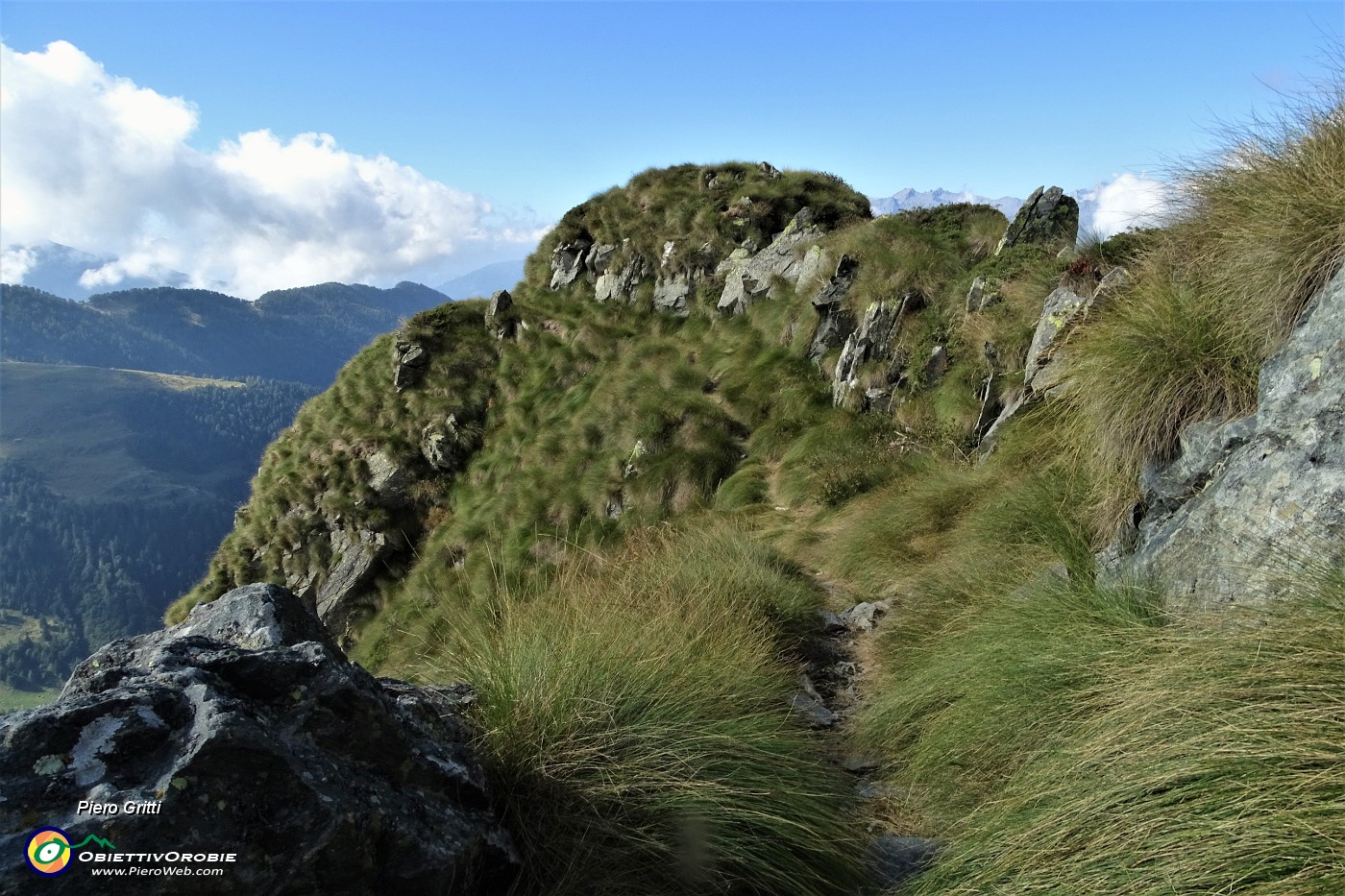 18 Salgo sulla cimetta panoramica.JPG